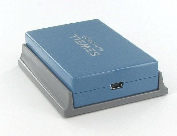 Minideck USB to DVI, VGA and HDMI Display Adapter Sewell 